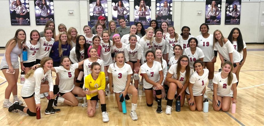 McLean+Volleyball+Takes+the+Win+Against+Benbrook+After+a+Last+Minute+Rally